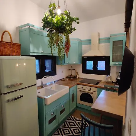 Vintage Lux Homes Apartment