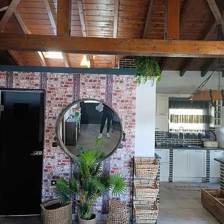 Vintage Lux Homes Apartment