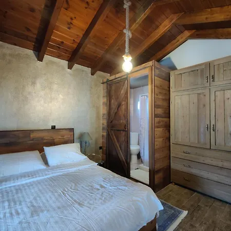Vintage Lux Homes * Nea Vrasna