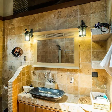 Daire Vintage Lux Homes